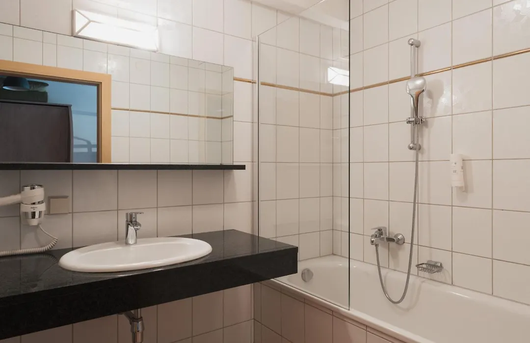 Hotel Garni ALPINA-1
